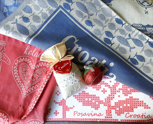 Christmas Gift Box - CROATIA